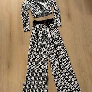AUTHENTIC GCDS Clip monogram viscose blend cardigan/Pants  Size Large brand new
